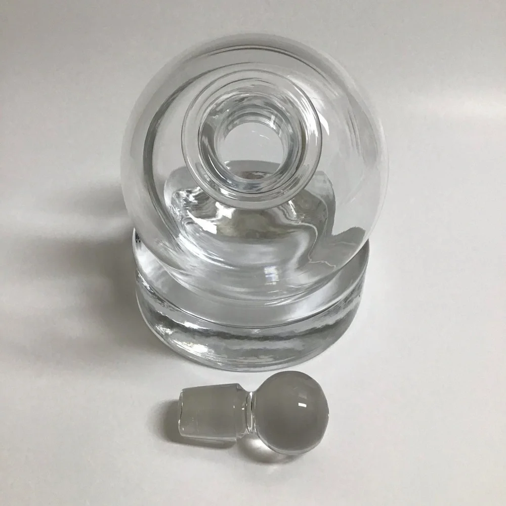 Decanter Clear Glass Tilted Saucer Base Stopper Modern Barware 3PC Round Bourbon